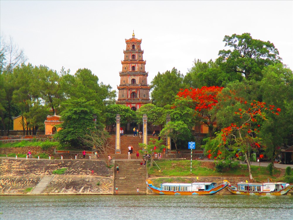 thamuqn10ngoichuaxuhue-1 Chùa Thiên Mụ