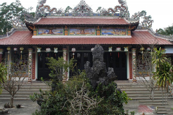 thamuqn10ngoichuaxuhue9 Chùa Trúc Lâm