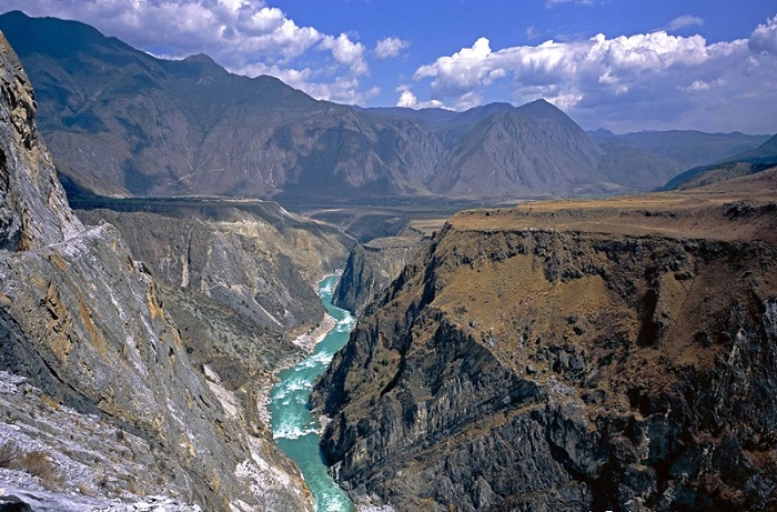 thien-duong-ha-gioi-le-giang-co-tran-gvt13 Hổ Khiêu Hiệp