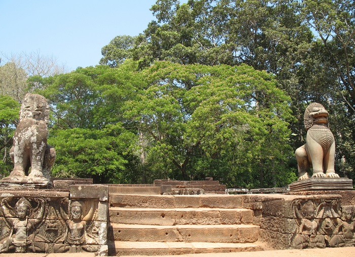 thienduonglacloitaiangkorwat-campuchia5
