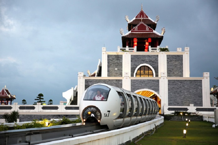 vongquaymattroisunwheeldanang3