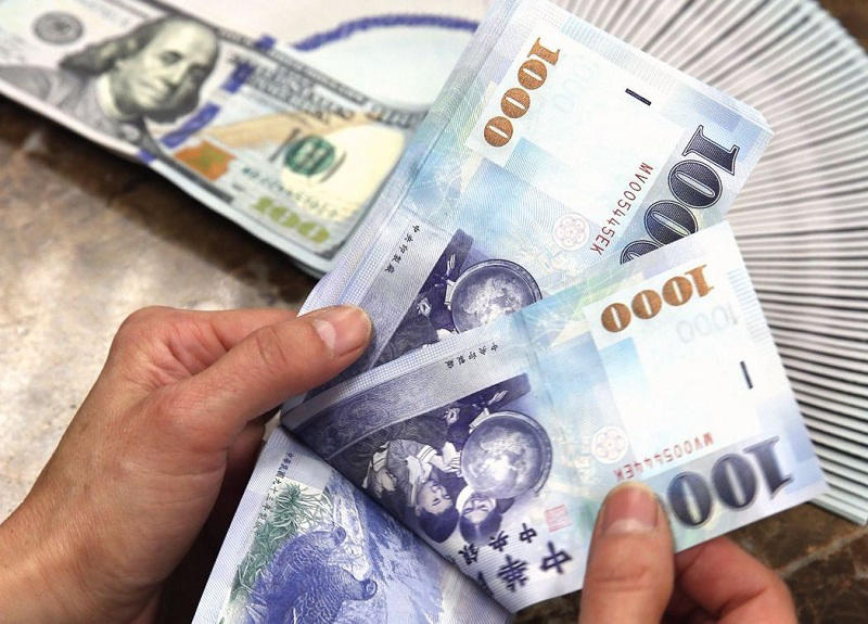 đài loan tiêu tiền gì