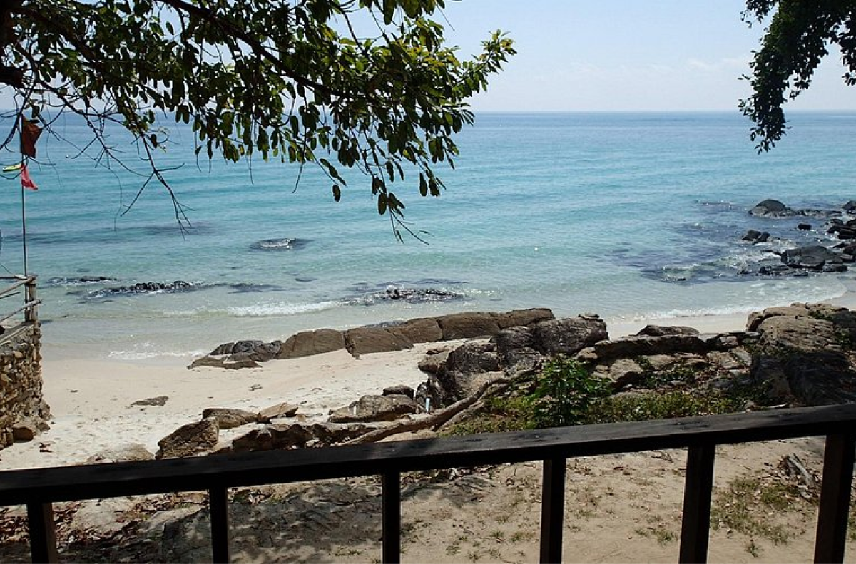 Ao Thian (Candlelight Beach) – Bãi biển lãng mạn và hoang sơ