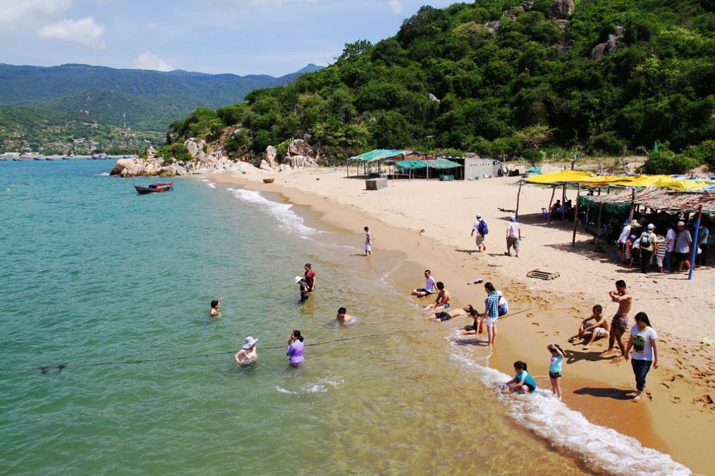 Bãi biển du lịch Ninh Chữ