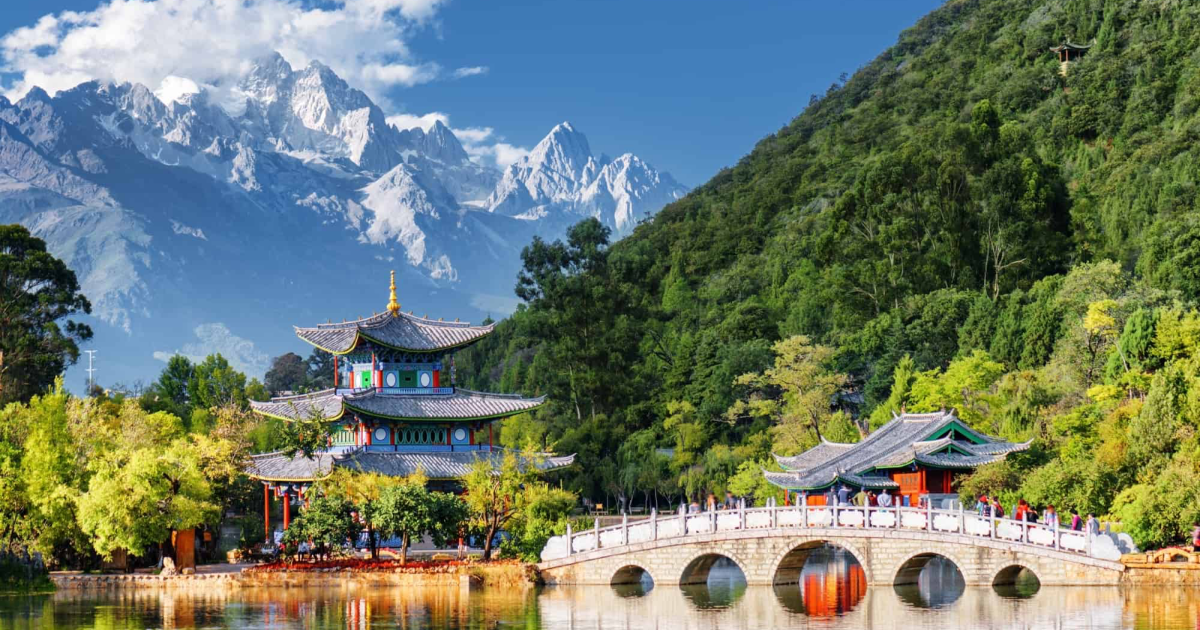 KHÁM PHÁ VÂN NAM PHONG HOA HÀ NỘI – LỆ GIANG – SHANGRILA 