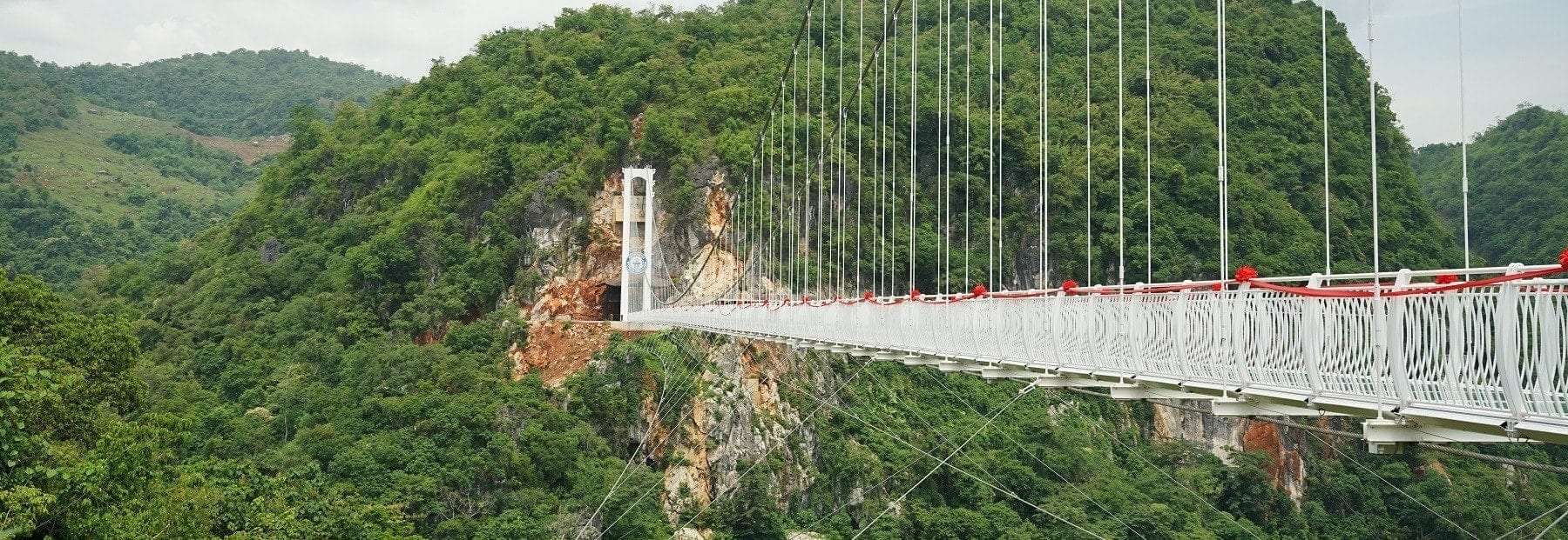 TOUR TẾT 2026 CHƯƠNG TRÌNH DU LỊCH KHÁM PHÁ MỘC CHÂU - CẦU KÍNH BẠCH LONG