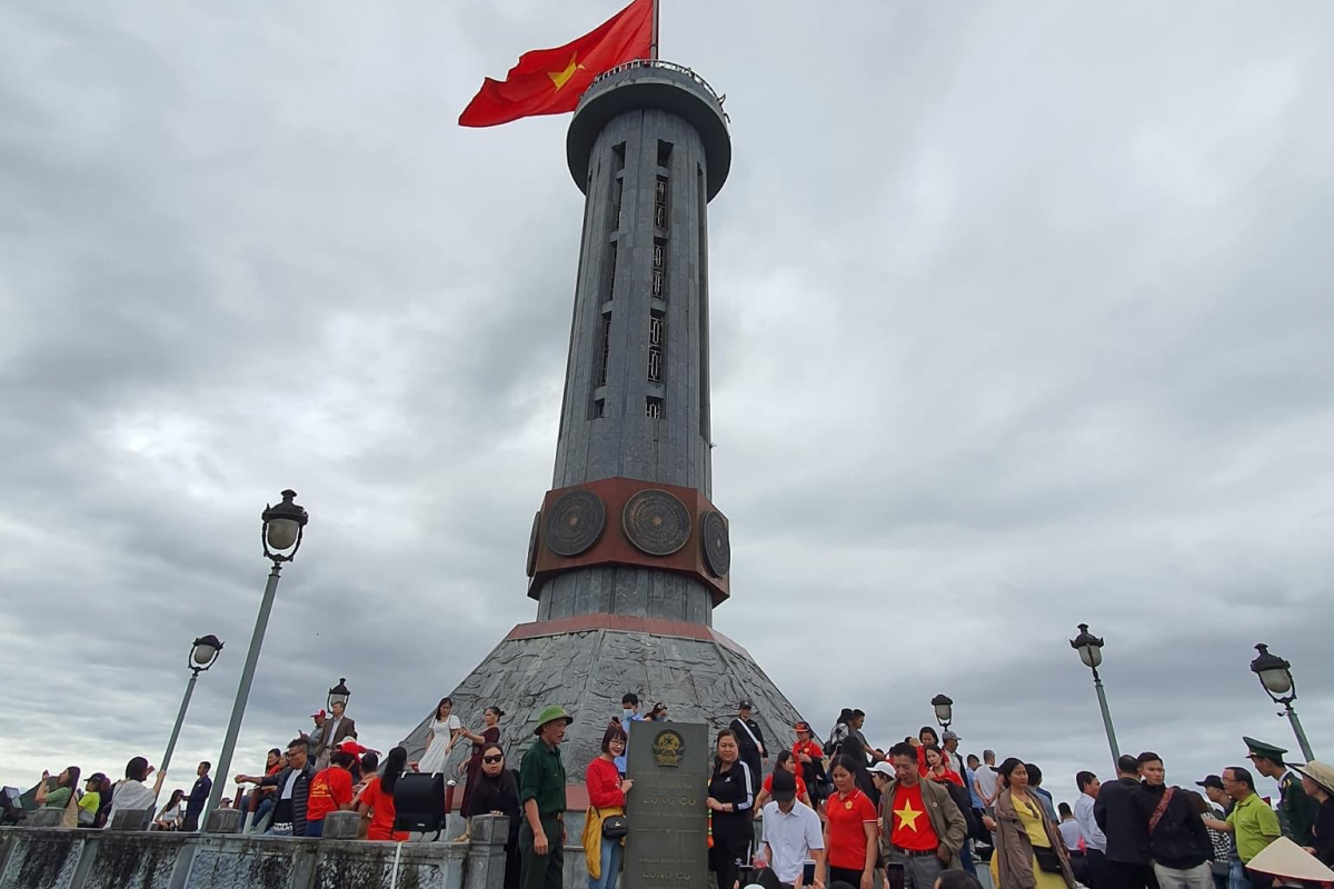 Check-in Cột cờ Lũng Cú – nơi đặt chân đến cực Bắc