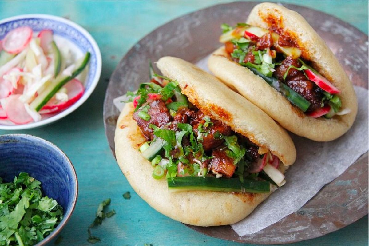 Gua Bao, hay còn gọi là bánh bao kẹp thịt kiểu Đài Loan món ăn đặc sản Đài Loan nổi tiếng,