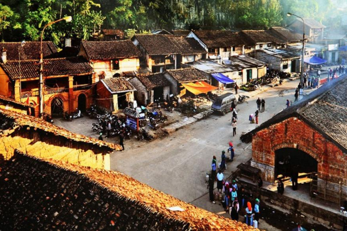 Phố cổ Đồng Văn chính là nơi lưu giữ linh hồn của cao nguyên đá