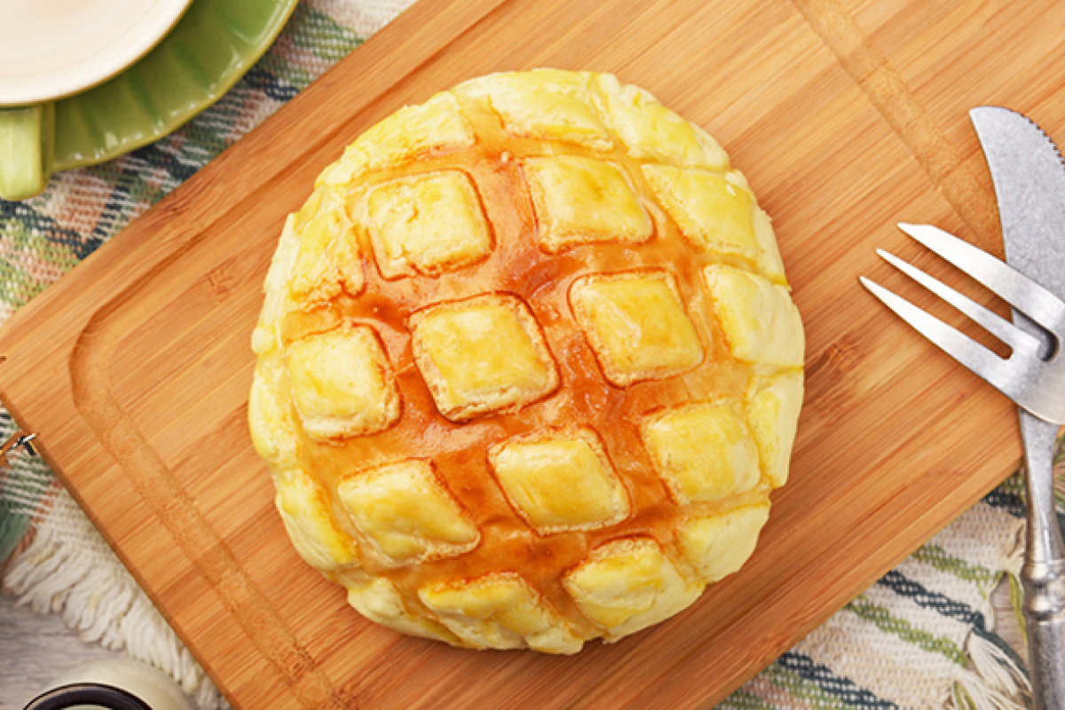 Pineapple Bun – bánh mì dứa trong món ăn đặc sản Hong Kong
