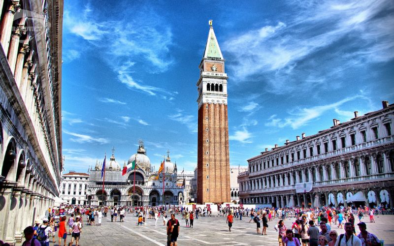 Quảng trường Piazza San Marco