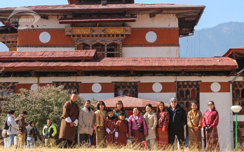 Đoàn khách tham quan Bhutan