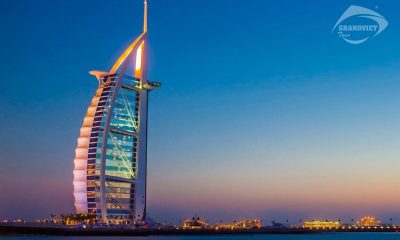 Khách sạn 7 cánh buồm tráng lệ - Burj Al Arab