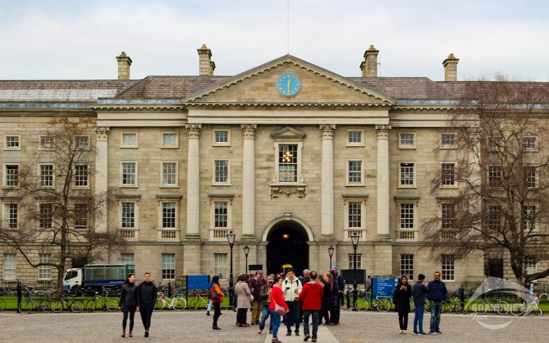 Trinity College Dublin - Du lịch Anh Quốc