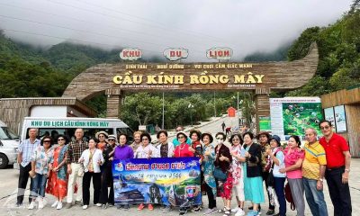 Ảnh đoàn khách nước ngoài của Grand Viet Tour