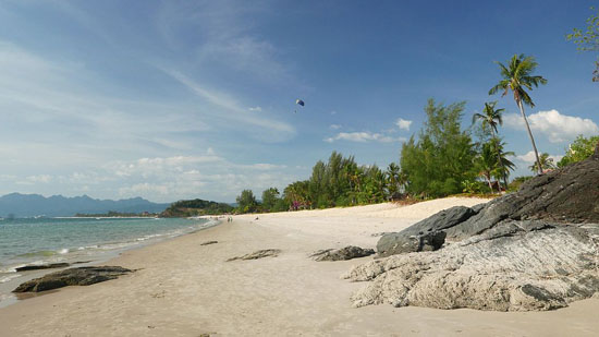 Bãi biển đẹp bậc nhất Langkawi