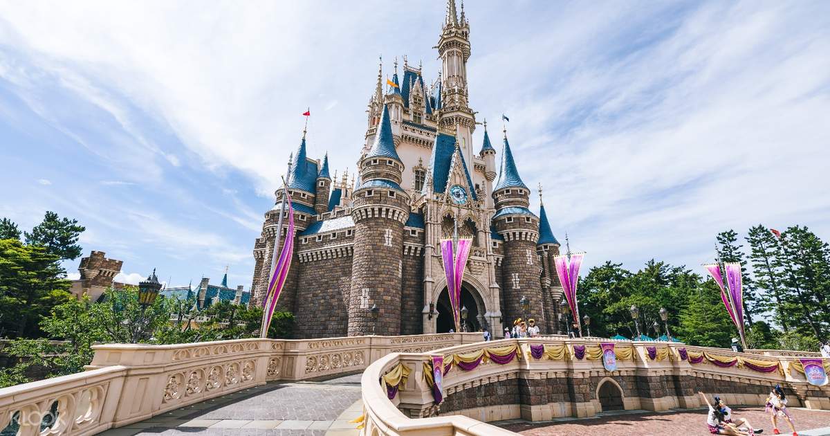 tokyo disneyland