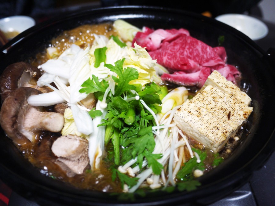 Lẩu Sukiyaki thơm ngon hảo hạng