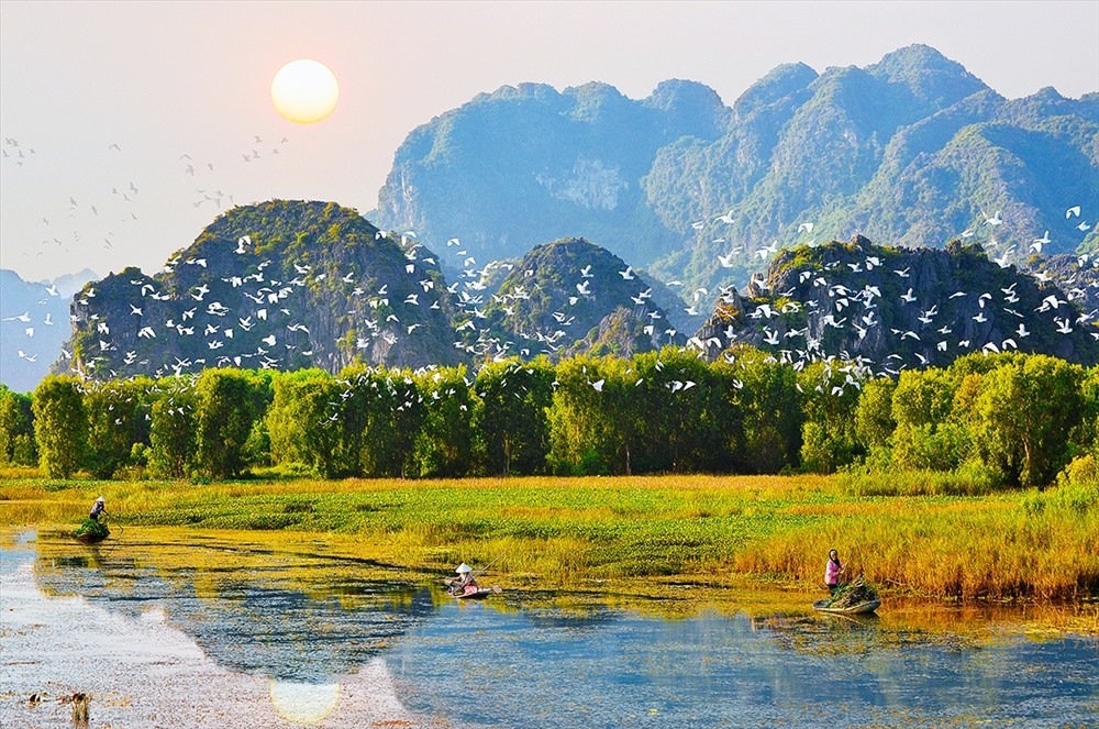 Du lịch Ninh Bình - Đầm Vân Long