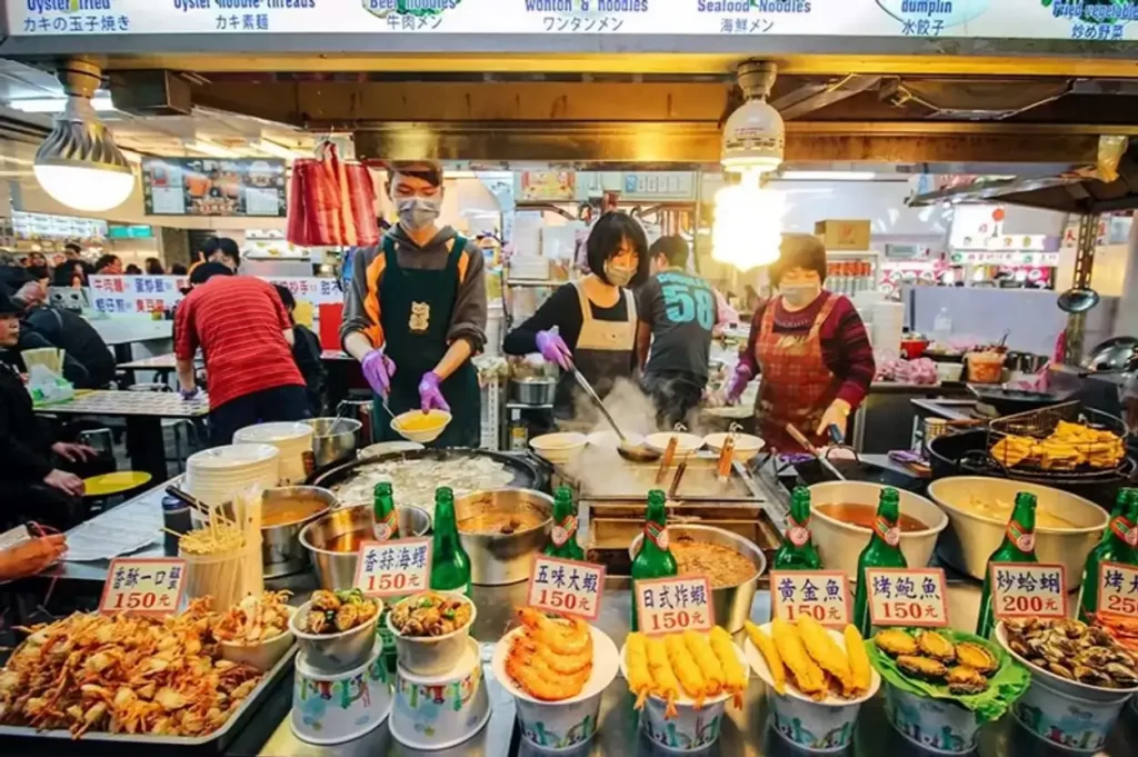 Gian hàng tại chợ đêm Ximending